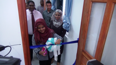 އެމްއޭސީއެލްއިން ހުޅުމާލެ ކުޑަކުދިންގެ ހިޔާއަށް ކޮމްޕިއުޓާ ލެބެއް ހަދިޔާކޮށްފި