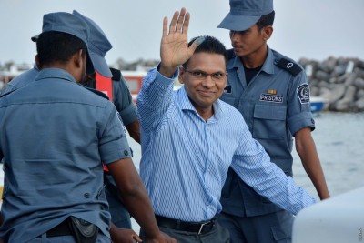 ބޭސްފަރުވާގެ ކަންތައް ނިމުމުން ކާނަލް ނާޒިމް ރާއްޖެ އަންނާނެ: އާއިލާ