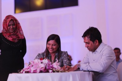 1000 ފޮޓޯގުރާފަރުންނާއި ކޭޝިއަރުން ތަމްރީން ކުރުމުގެ ޕްރޮގްރާމެއް ފަށައިފި