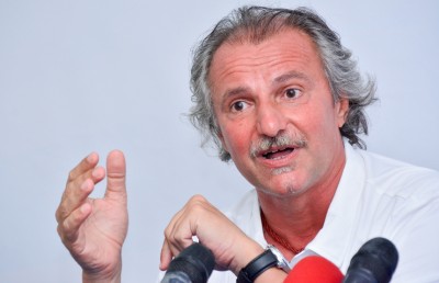 ދަގަނޑޭއާ މެދު ގައުމީ ކޯޗުގެ ބަދަލުވި ވިސްނުން