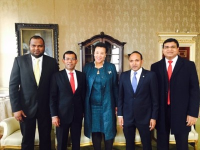 ޔޫކޭގައި ތިއްބެވި ދިވެހި ސިޔާސީ ބޭފުޅުން ކޮމަންވެލްތުގެ ސެކްރެޓަރީ ޖެނެރަލާ ބައްދަލުކުރައްވައިފި
