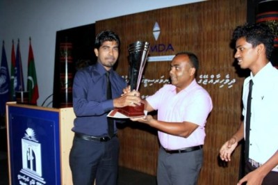 އެމްއެންޔޫ ދަރިވަރުންގެ ޔޫނިއަން އިން ބާއްވާ ބަހުސް މުބާރާތުގައި ބައިވެރިވުމަށް ހުޅުވާލައިފި