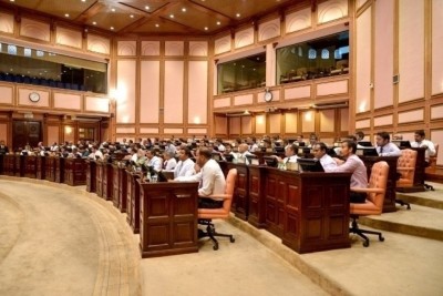 ދެމަފިރިން ވަކިވުމުން މުދާ ބަހަންޖެހޭ ގޮތަށް ކޮމެޓީން ފާސްކޮށްފި