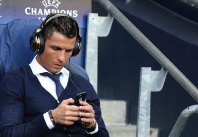 މެޗަށްވުރެ ރޮނާލްޑޯއަށް މުހިންމުވި ވީޑިއޯ!