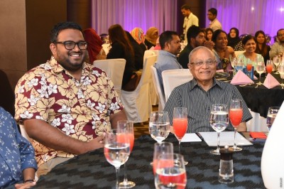 ލޯންޗުކޮޅު ތަހުގީގަށް މައުމޫން ހާޒިރު ނުކުރާތީ ތަހުގީގު ފުރިހަމައެއް ނުވޭ: އަދީބުގެ ވަކީލު