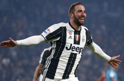 ހިގައިން މިލާނަށް، ބޮނޫޗީ އެނބުރި ޔުވެންޓަސް އަށް