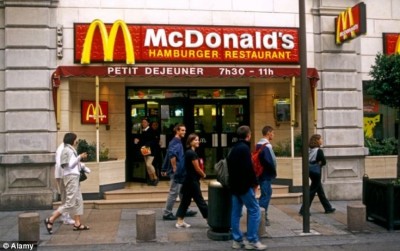 މެކްޑޮނަލްޑްސް އިން ފްރާންސަށް 300 މިލިޔަން ޔޫރޯގެ ޓެކްސް ނުދައްކައި!