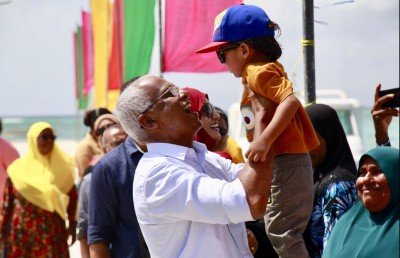 އިބޫގެ ޖަވާބު: މަޝްރޫއުތައް ކުރިއަށް ދާނެ، ބިން މިލްކުކުރެވޭ އިސްލާހު ބަދަލުކުރާނަން