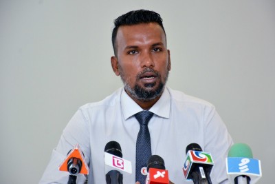 ދިވެހި ރެޑް ކްރެސެންޓަށް މިހާރު ދިމާވެފައިވާ އެންމެ ބޮޑު ގޮންޖެހުމަކީ މާލީ ދަތިކަން: ނާޝިދު