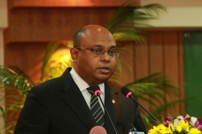 ވަކީލުންނަށް އުއްތަމަފަނޑިޔާރުގެ އިލްތިމާސެއް، "ރައްޔިތުންނަށް ދެއްވާ ހިދުމަތް ރަނގަޅުކުރައްވާ"