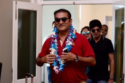 ގްރޭންޑް ފިނާލޭއަށް އަބީޖީތު!