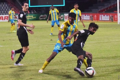 އީގަލްސްއާއި ވެލެންސިއާގެ މެޗުން ހަމަހަމަ ނިމުމެއް!