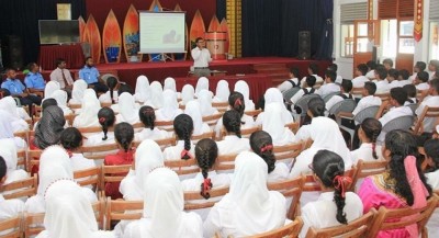 ސައިބަރ ކްރައިމްއަށް އައްޑޫ ސިޓީގެ ދަރިވަރުން ހޭލުންތެރި ކުރުވައިފި