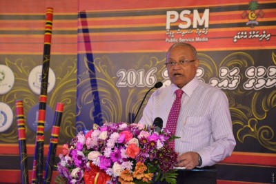 އާއްމު ތަންތާގައި ވާހަކަދެއްކުމަށް ހުނަރުވެރިވެ ފަރިތަވާންޖެހޭ: މައުމޫން