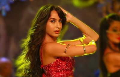 ބޮލީވުޑްގެ ޚަބަރުތައް ކުރުކޮށް