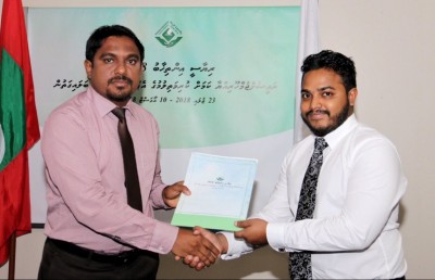 ރިޔާސީ އިންތިޚާބަށް އަމިއްލަ ގޮތުން ބޭފުޅަކު ކުރިމަތިލައްވައިފި