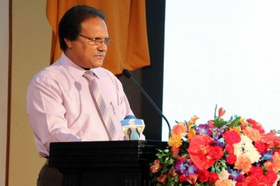 ސިވިލް ސާވިސްގެ ހަރަދުކުޑަކޮށް އަމަލުތަކާއި ބަސްމަގު ހަރުދަނާކުރަން ޖެހޭ: ޝަމީމް