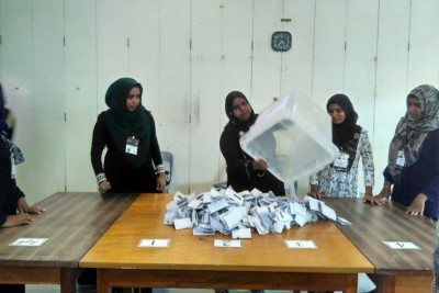 އީ ވޯޓިންގް ނިޒާމު ބޭނުންކުރާނީ ރައްޔިތުން އިތުބާރު ކުރާ ނަމަ: އުމަރު