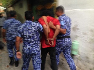 މާރާމާރީތަކާ ގުޅިގެން ހައްޔަރު ކުރި އަށް މީހަކު ހެކި ނެތިގެން ދޫކޮށްލައިފި