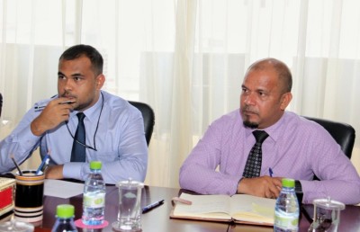 ވޯޓު ކަރުދާސް ކަމަށް ބެލެވިދާނެ އެއްޗެއް ނުހަދާތި، އެއީ ކުށެއް: އިލެކްޝަންސް ކޮމިޝަން