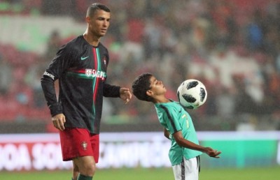 ރޮނާލްޑޯގެ ދަރިފުޅު ޔުވެންޓަސްގެ އެކަޑަމީއަށް