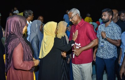 ހުޅުމާލޭގައި އިދިކޮޅު ކެމްޕެއިން ނުކުރެވޭ ކަމުގެ ޝަކުވާ ބޮޑުވެފައި!