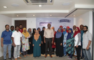 އިސްކަންދަރުގެ 20 ޓީޗަރަކު އިބޫއާ ބައްދަލުކޮށްފި