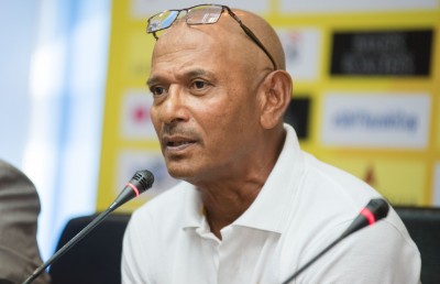 ލަންކާއާ މެދު ދެކޭގޮތް ބަދަލުކުރަން ބޭނުން: ކޯޗު