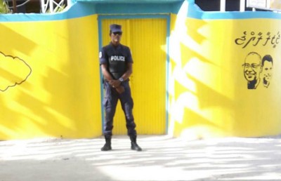 ކުރެންދުއަށް ރައީސް ވަޑައިގަންނަވާތީ އެމްޑީޕީ ހަރުގެ ބަންދުކޮށް ދިދަތައް ނަގައިފި