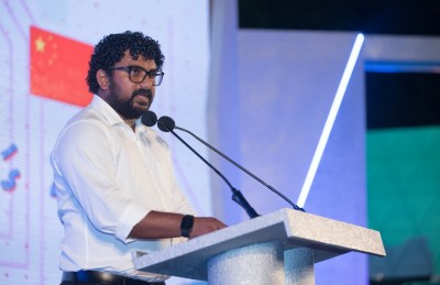 ކަރަންޓާ ގުޅޭ 2.2 ބިލިއަން ރުފިޔާގެ މަސައްކަތް އަދި ވެސް ކުރަންޖެހޭ: ފެނަކަ