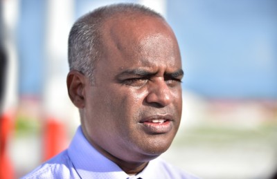 އާ ރަންވޭ ބައިނަލްއަގުވާމީ ހަމަތަކަށް ފެތޭނެ: އާދިލް