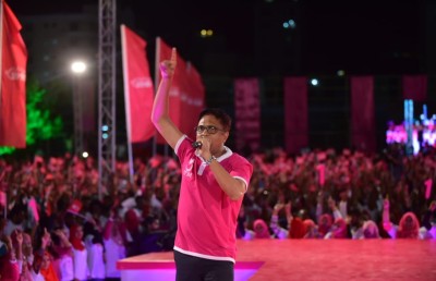 އިބޫއަކީ ހަމައެކަނި ކޭކު ފަޅަން ވަޅި ހިފަހައްޓައިގެން މީހާ: ރައީސް