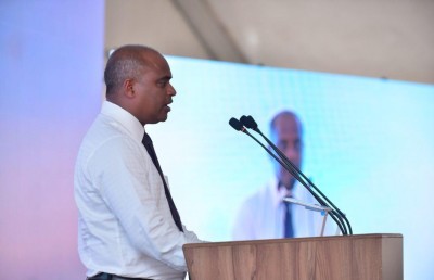 ތާރީޚީ ދުވަހެއް، އާ ރަންވޭއަށް ފުރަތަމަ ބޯޓު ޖައްސައިފި