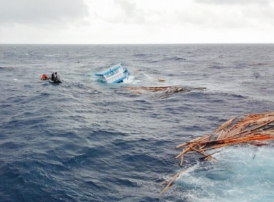 ދެ ދޯންޏެއް އެކްސިޑެންޓުވެ، ތިން މީހަކަށް އަނިޔާވެއްޖެ