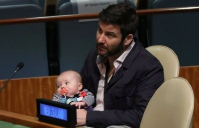 ނިއު ޒީލެންޑުގެ ބޮޑު ވަޒީރު ތުއްތު ދަރިފުޅާ އެކު އދ. މަޖިލިސްގައި