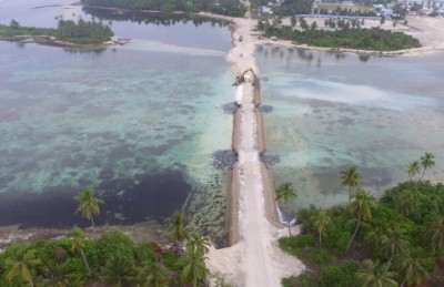 ރައްޔިތުން ނުކުމެ، މަޑަވެލި-ހޯޑެއްދޫ ކޯޒްވޭ ކަނޑާލައިފި