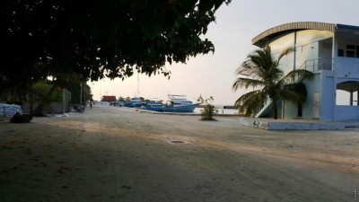 މަޑުއްވަރީގައި ސައިކަލެއް ރޯކޮށްލި ކަމުގެ ތުހުމަތުގައި ހަތަރު މީހަކު ހައްޔަރުކޮށްފި