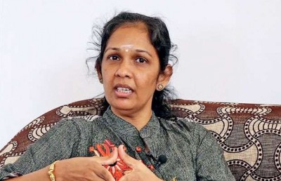 ތަމަޅައިންނަށް ތައުރީފް ކުރި ޕާލަމެންޓް މެންބަރު ހައްޔަރުކޮށްފި