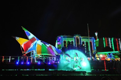 މިއަދާއި މާދަމާ ރޭ، އިއްޒުއްދީން ފާލަމާއި ރައީސް އޮފީސް ކުރިމަތިން އޮންނަ ދެ ނެރު ބަންދު