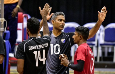 ފައިނަލުގެ ފުރަތަމަ ޖާގަ ޕޮލިހަށް