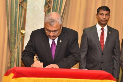 ނައިބު ރައީސްގެ ފުރަތަމަ ބައިނަލްއަގުވާމީ ދަތުރުފުޅުގައި މެލޭޝިއާއަށް ވަޑައިގެންފި