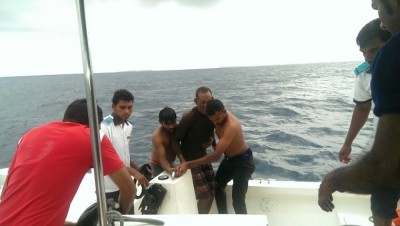 ކަނޑުވި މަސްވެރިން ތިން ގަޑިއިރު ފަތަން ޖެހުނު