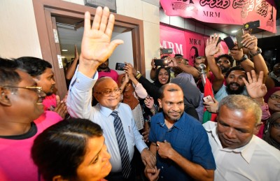 ރައީސް ޔާމީން، ވޯޓާއި ކޯޓުން ވެސް ބަލިވެ ސިޔާސީ ގޮތުން މަގުމަތިވަނީ!