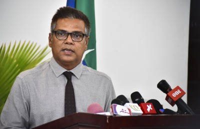 އިބޫ ހުވާކުރައްވާ ދުވަސް ކަނޑައަޅަން ވޯޓަކަށް!