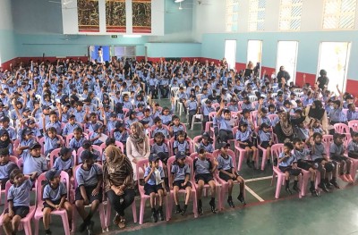ސިންގަޕޫރު ސްކޫލުގެ އޯޕަންޑޭ މާދަމާ ބާއްވަނީ