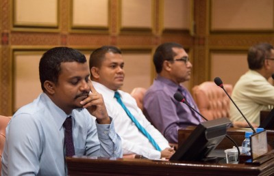 އިބޫ ހުވާކުރައްވާނެ ދުވަހަކާ މެދު މަޖިލީހުގައި ހޫނު ބަހުސްތަކެއް!