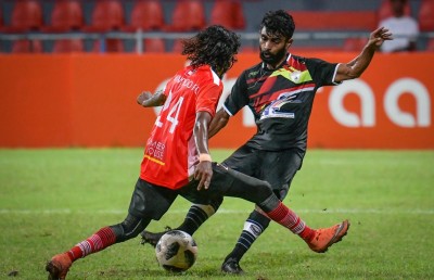 ފަސް ހެޓްރިކާ އެކު ރިޒޭ ދުނިޔޭގެ ރެކޯޑަކާ ހަމަކޮށްފި