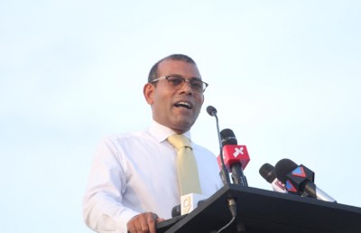 ވެރިކަން އަދި ނުފެށޭ، ކޭކު ފޮތިކުރުމާއި ކޭކު މިލްކު ކުރުން!