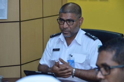 ކަސްޓަމްސްގެ ވެރިޔާ ފުރަތަމަ ފަހަރަށް ޔުނީފޯމުގައި އޮފީހަށް ވަޑައިގެންފި