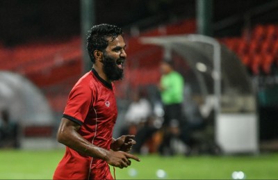 މަހިބަދޫ ދަނޑު ހުޅުވާ މެޗުގައި ދަގަނޑޭ އާއި އިމްރާންގެ ކުރިމަތިލުމެއް